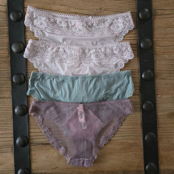 Victoria's Secret Dream Angels Lace and Smooth Panty Bundle sz Small New - Picture 7 of 7